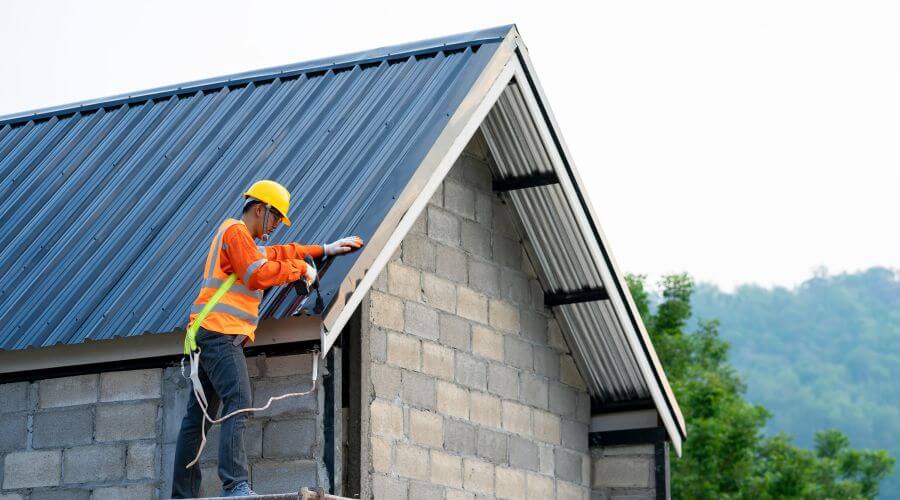 Professional gutter cleaning in Marlboro, NY